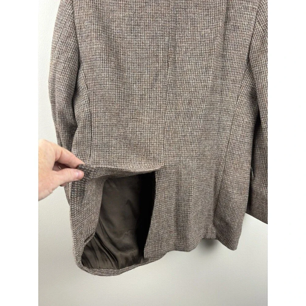 VTG  Stafford Harris Tweed Sport Coat Blazer 44R Brown Barleycorn Scottish Wool